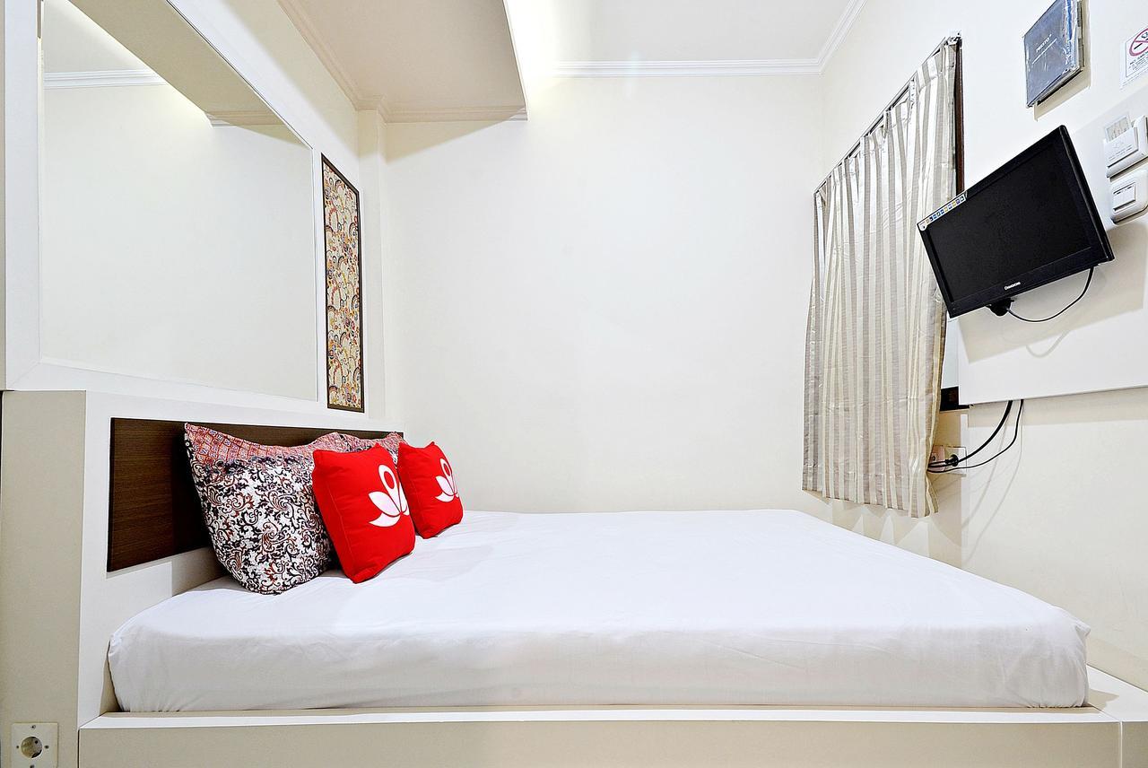 Zen Rooms Cideng Barat 雅加达 外观 照片