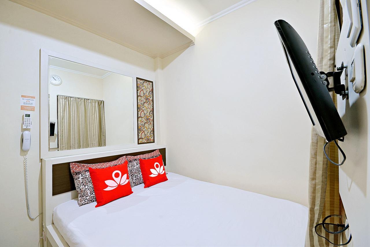 Zen Rooms Cideng Barat 雅加达 外观 照片
