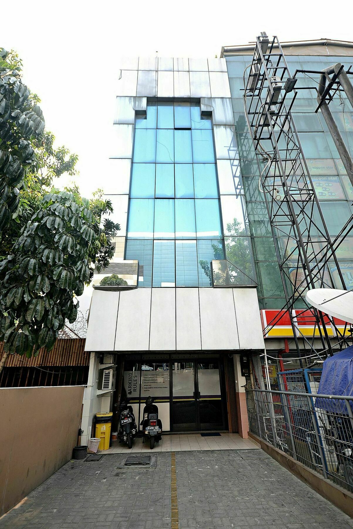 Zen Rooms Cideng Barat 雅加达 外观 照片